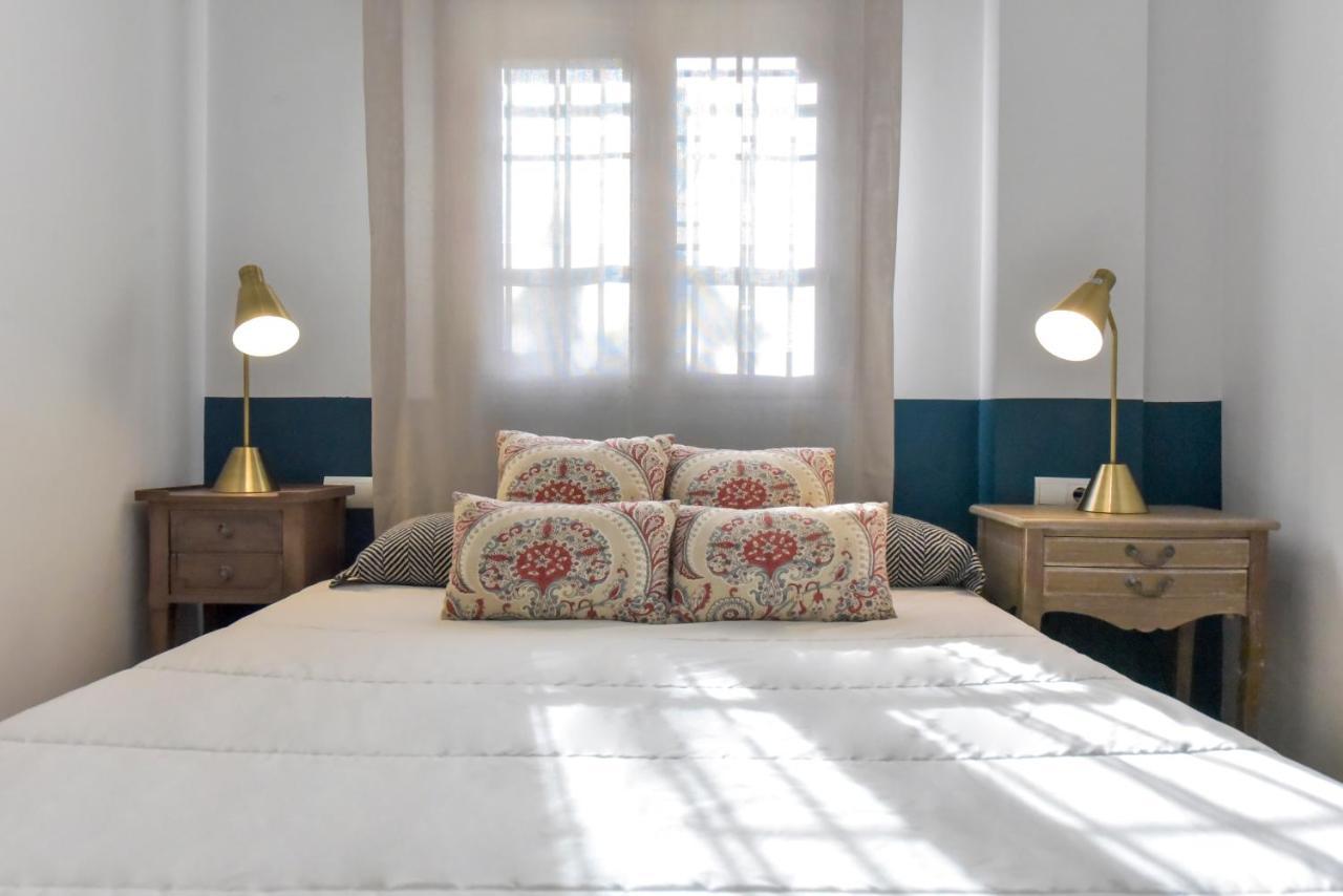New! Retro Apartment In Central Neighbourhood Sevilla Eksteriør bilde